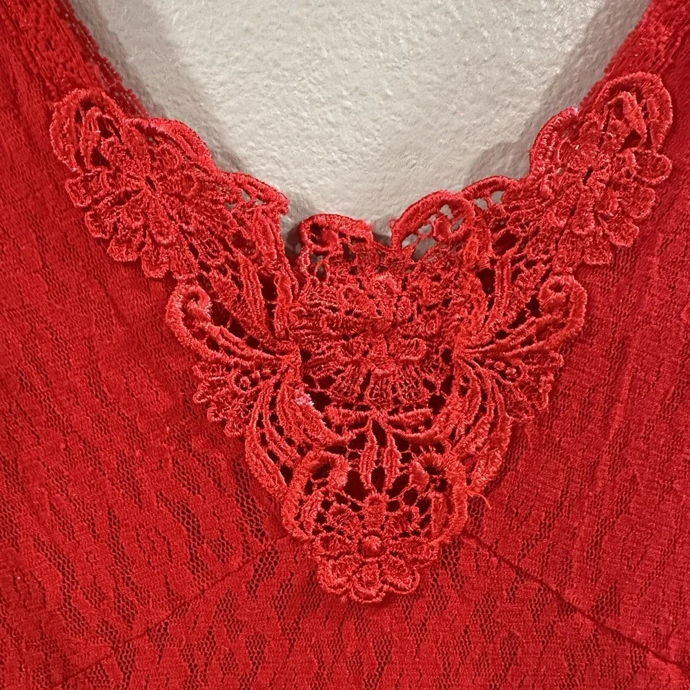 Vintage Cinema Etoile Red Lace and Satin Maxi Slip Nightgown‎ Size Small